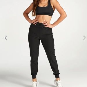 NWOT - BYLT Basics Women’s Flow Jogger